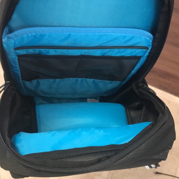 THULE LAPTOP BACKPACK - Picture 7 of 7